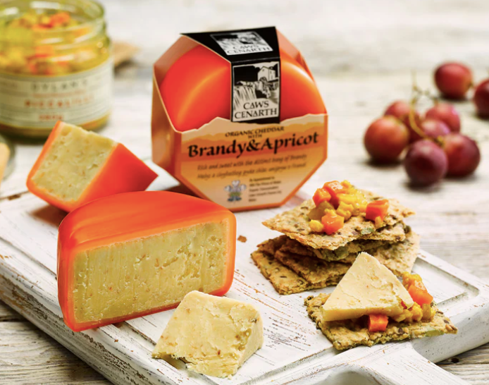 Organic Cheddar with Brandy & Apricot - Caws & Cenarth
